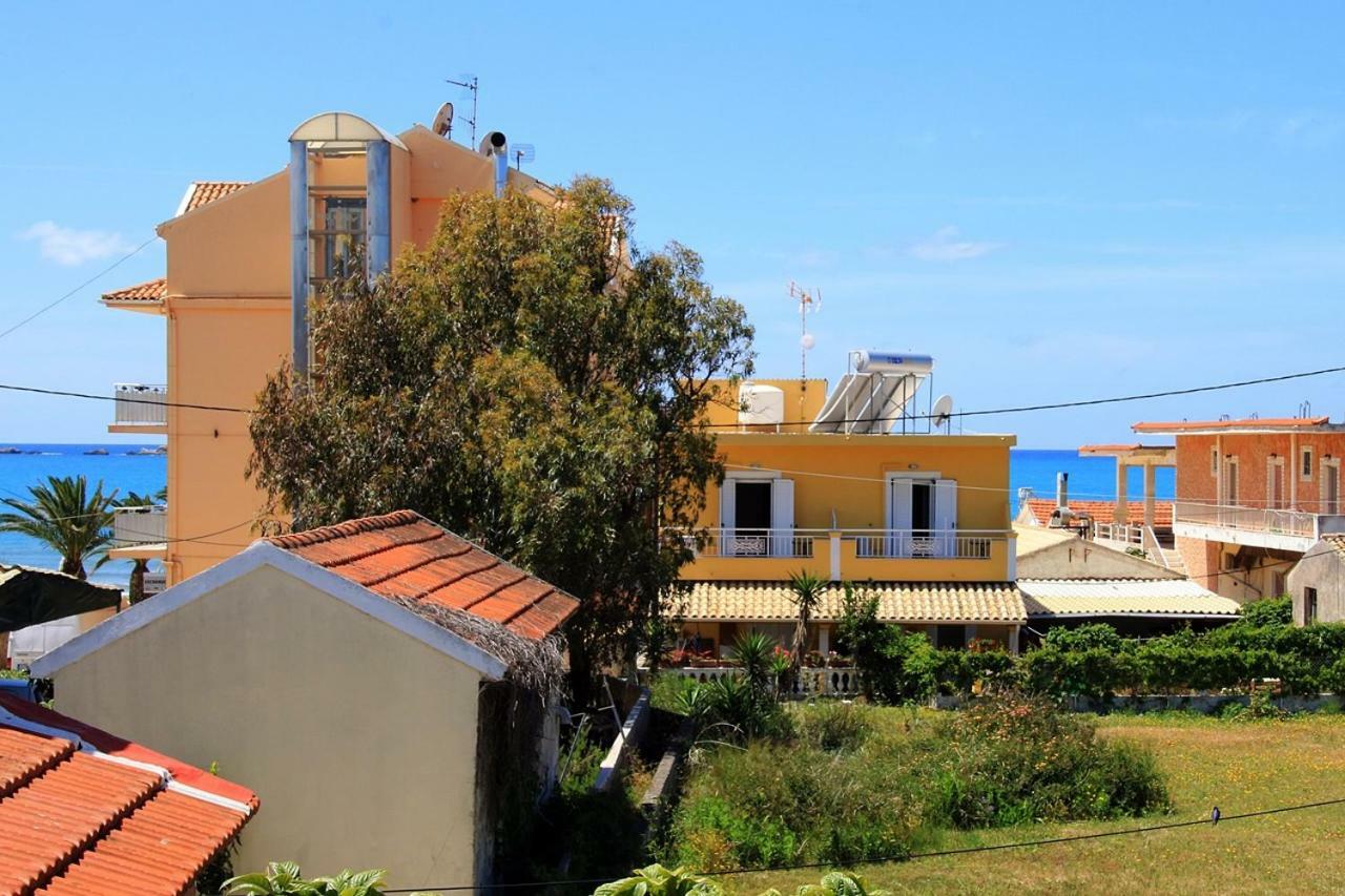 Alex & Apartment Arillas (Corfu)